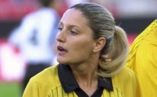 Caroloina, en sus años en activo en el arbitraje.