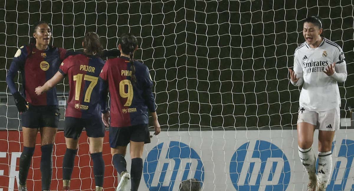 El FC Barcelona celebra uno de sus goles.