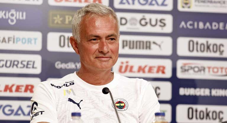 Mourinho, en rueda de prensa.