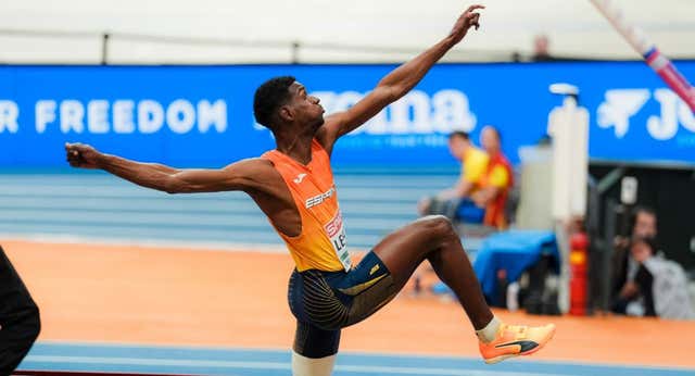 Un debut de bronce… que pudo ser oro: ¡Lester Lescay se queda a solo un centímetro de ser campeón de Europa!
