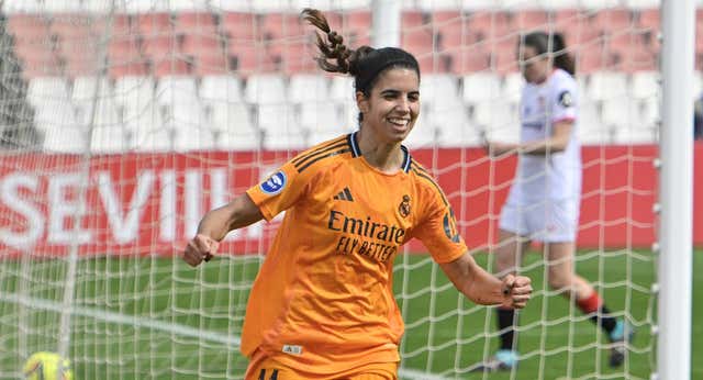 El Real Madrid ahoga las penas del Clásico con una goleada ante el Sevilla
