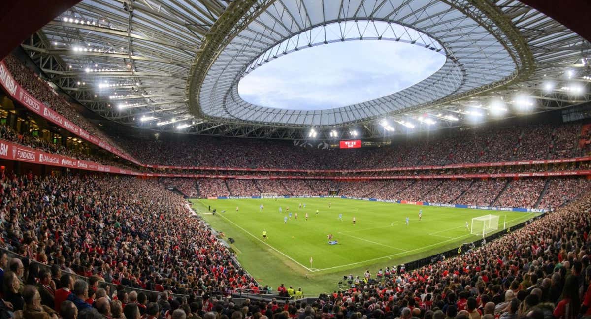 Panorámica de San Mamés en el choque ante el Mallorca./Athletic Club