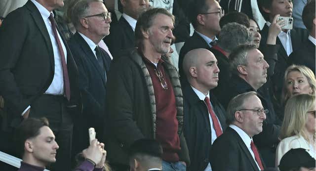 Una entrevista de Jim Ratcliffe remueve los cimientos del United para explicar despidos y recortes: “Un experto en lenguaje no verbal cobraba 175.000 libras al año’