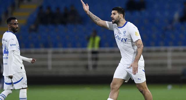 Aleksandar Mitrovic, hospitalizado por una arritmia