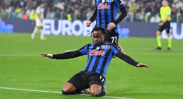 Gian Piero Gasperini olvida sus rencillas con Ademola Lookman: «Hizo grande a la Atalanta, llevará el brazalete de capitán»