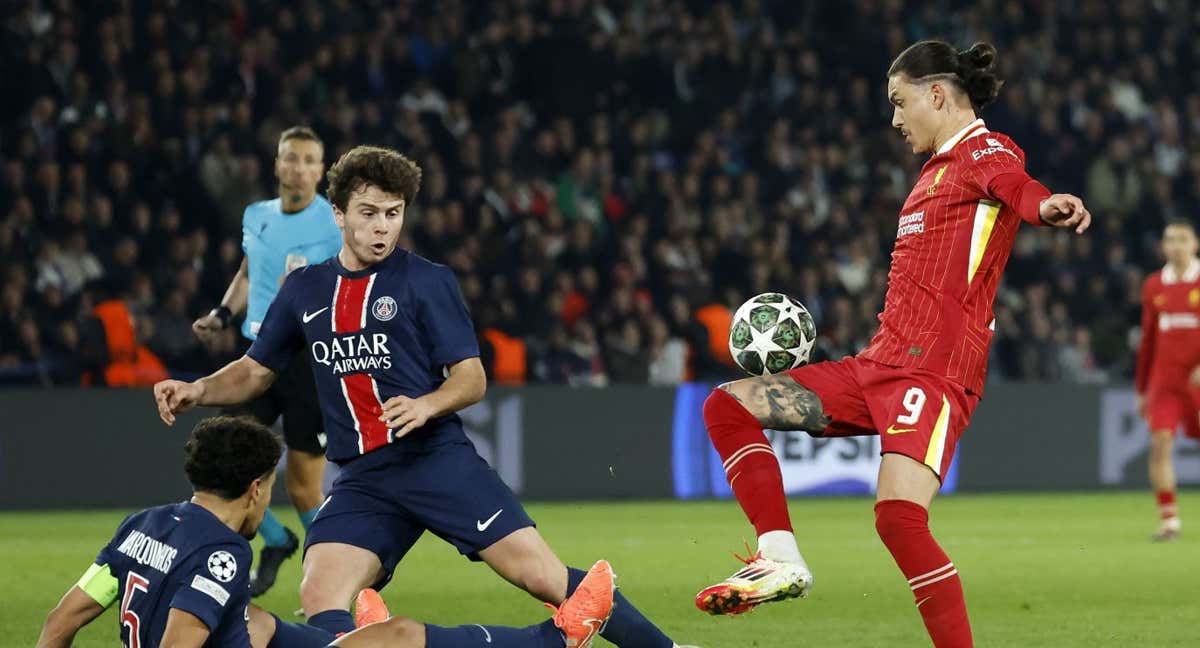 PSG tiene una misión complicada: derrotar al Liverpool en Anfield para seguir vivo en la Champions League 2024/25. /REUTERS