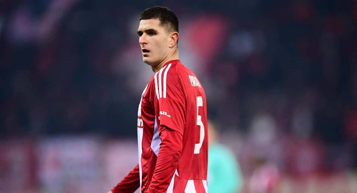 Lorenzo Pirola, en el Olympiacos. /@lorenzopirola_6