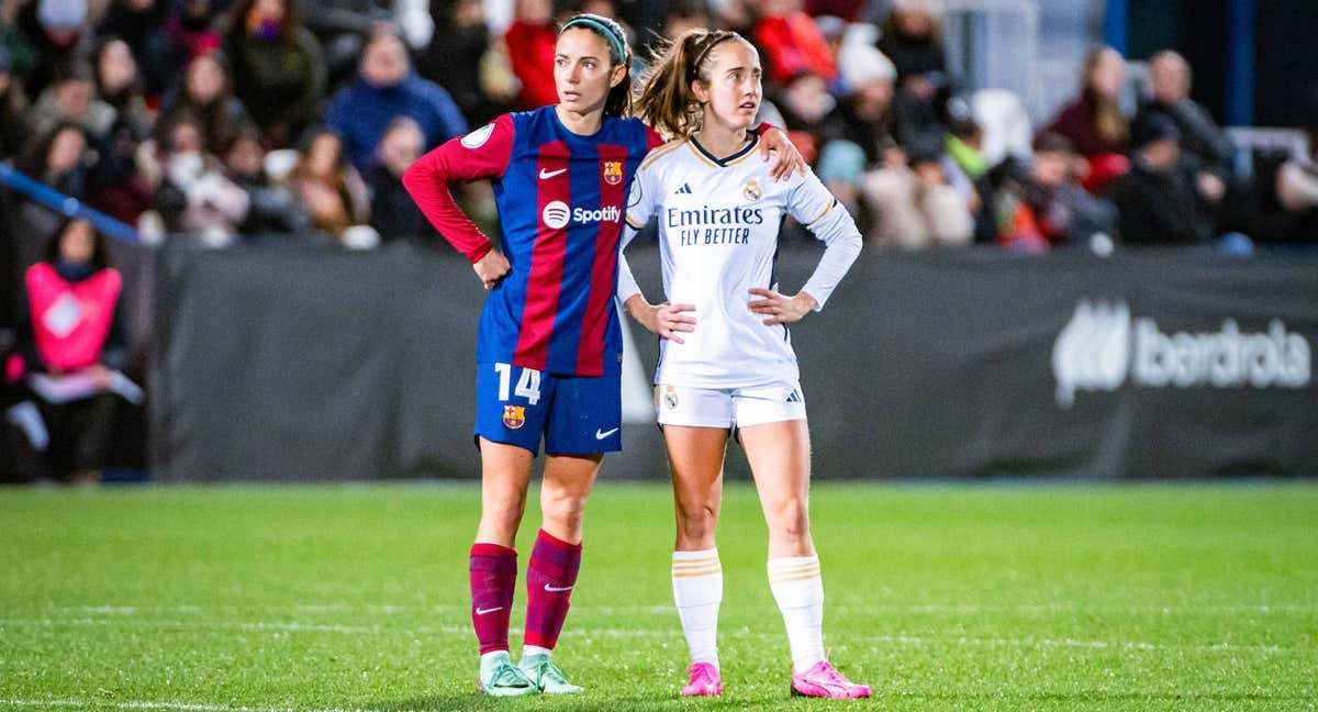 Aitana Bonmatí y Maite Oroz durante las semifinales de la Supercopa del año pasado entre el Barça y el Real Madrid. /Getty