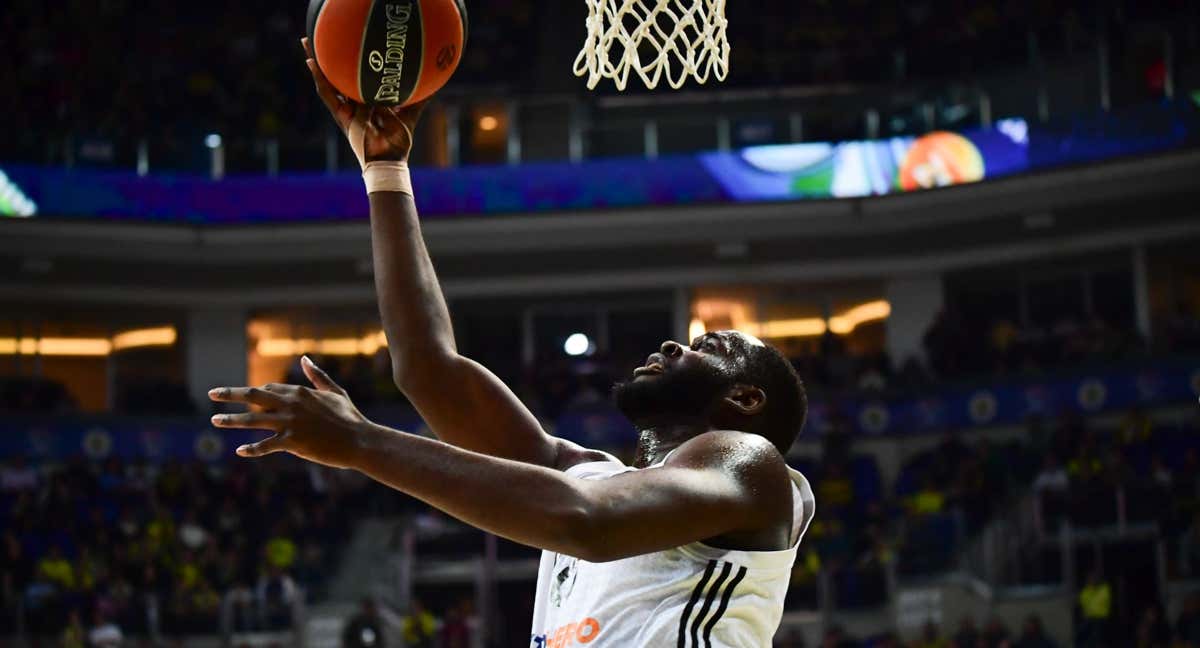 Usman Garuba, en un partido de Euroliga con el Real Madrid. /GETTY IMAGES/ALTAN GOCHER