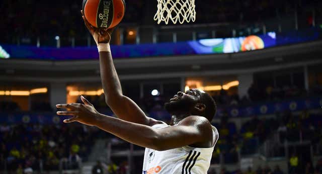 Usman Garuba encuentra su sitio en el ‘respiro’ que se da el Real Madrid en la Euroliga: “No me importa si anota o no…”