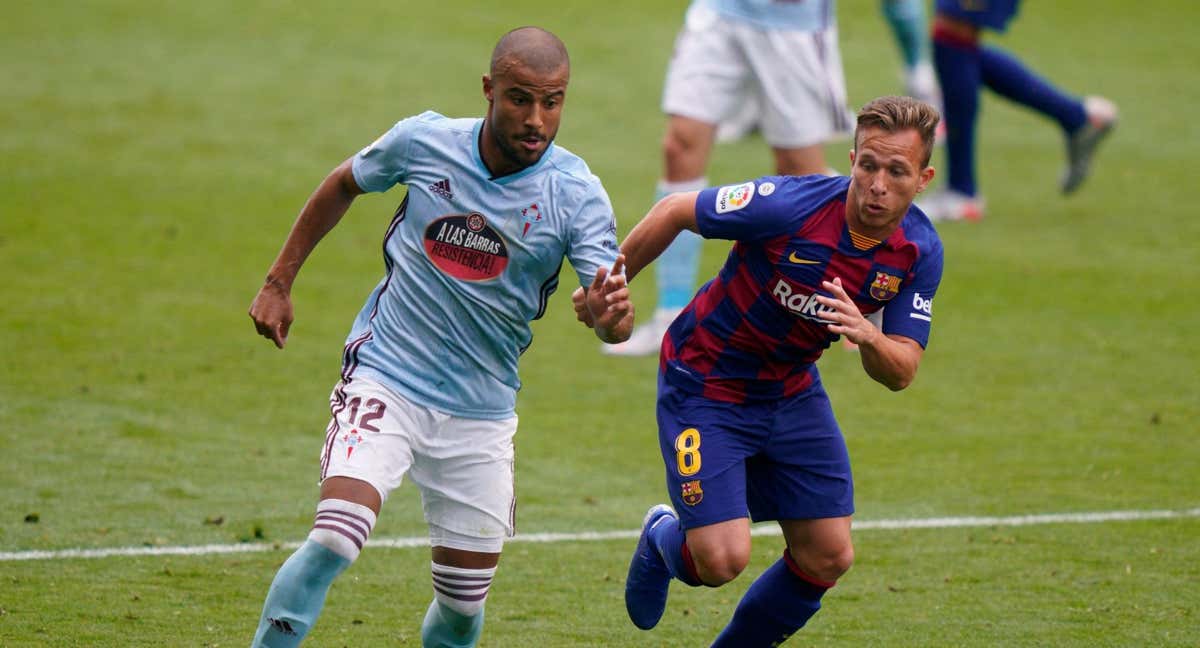 Rafinha en un encuentro contra el Barcelona./AFP