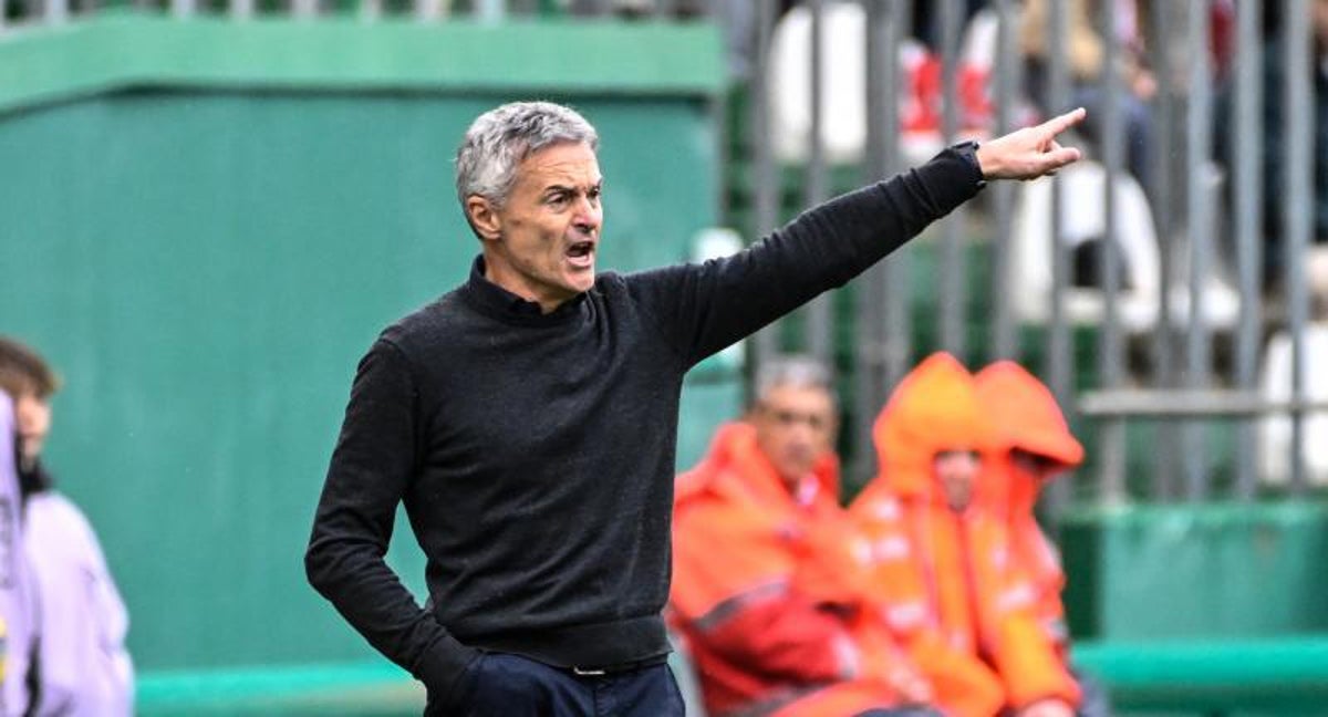 Fran Escribá, durante un partido del Granada.