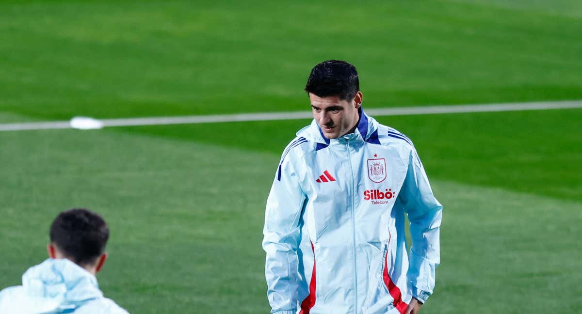 Álvaro Morata, en el entrenamiento con la Selección. /EFE