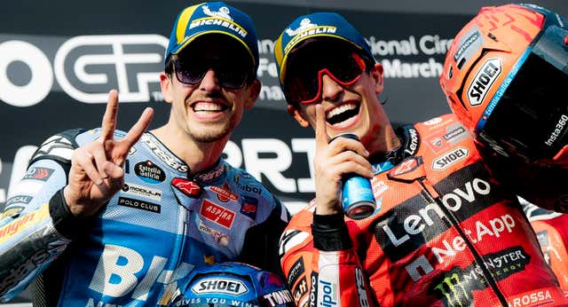 Álex Márquez alza la voz ante aquellos que dudan si debería “perder el respeto” por su hermano para ganarle: “Es una falta de respeto hacia mí”