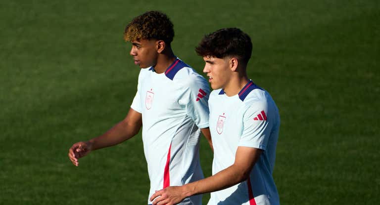 Lamine y Cubarsi, durante un entrenamiento.