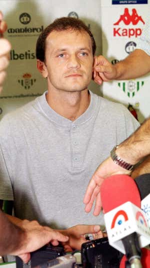 Vidakovic, en la rueda de prensa de su adiós. ABC