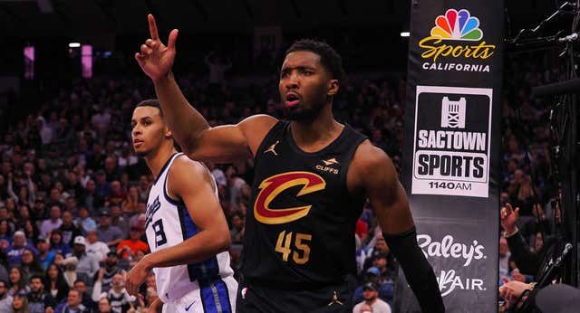 El ‘español’ Kenny Atkinson pierde el oremus en unos Cavs que afrontan su primera crisis del curso y pierden el liderato de la NBA