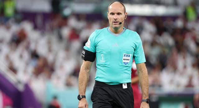 El alegato de Mateu Lahoz para defender al colectivo arbitral tras 96 horas de reflexión: «No ataco a ningún árbitro, no lo he hecho en mi vida»