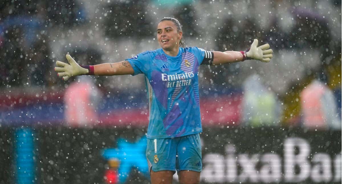 Misa Rodríguez durante el Clásico.