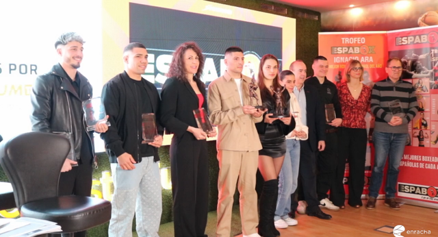 Cristóbal Lorente y Tania Álvarez, mejores boxeadores del año para Espabox