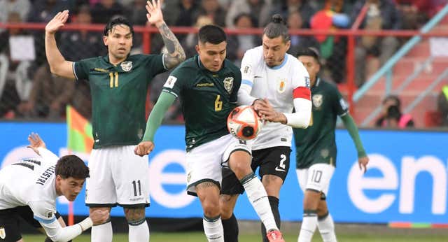 Uruguay saca un punto en Bolivia y mete en el Mundial a Argentina antes de jugar