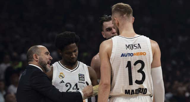 El arma secreta de Chus Mateo en Belgrado que provocó un flashback en el Real Madrid: “Quizá tienes que preguntar a los otros para que la usen más…”