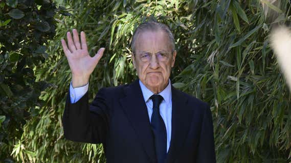 Por encima de todo, a Florentino le gusta ganar, pero si fuera jugando como este Barça... mucho mejor