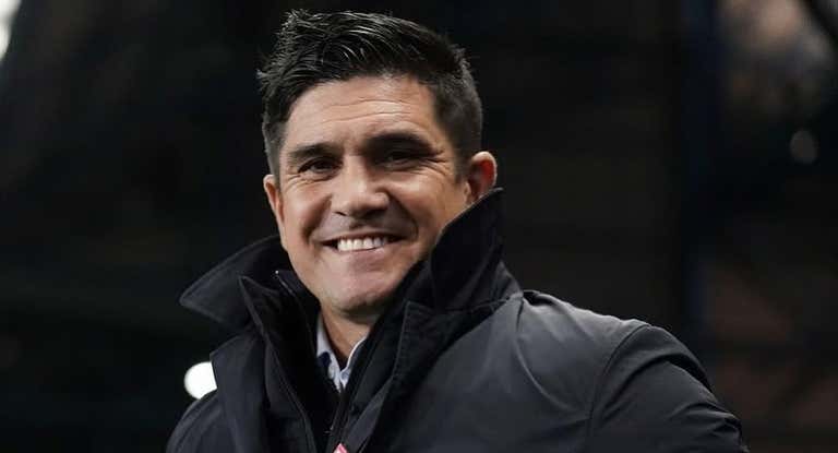 Xisco Muñoz, en el área técnica durante un partido.