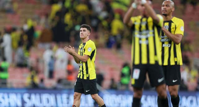 La vida de Unai Hernández en Arabia fuera del cobijo de La Masia: «Laurent Blanc y Karim Benzema lo están mimando»