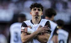 Diego López lanza un dardo a Cole Palmer por patentar su celebración: «Si quiere le explico que la llevo haciendo 4 años»