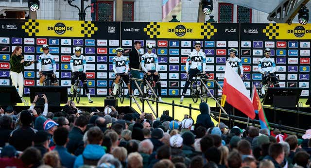 La locura del calendario ciclista obliga a la desconexión del pelotón: «Yo no he visto ni una carrera este año»