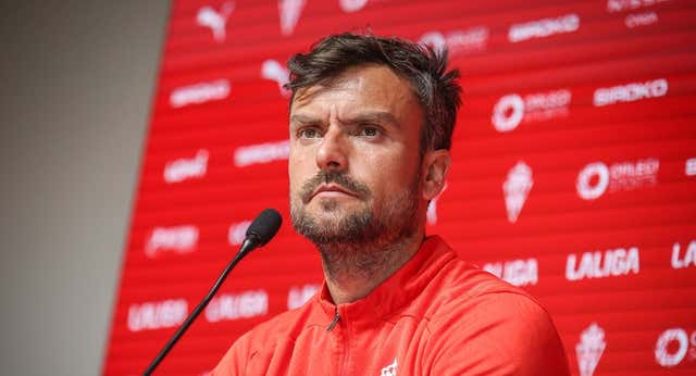 El Sporting de Gijón fulmina a Rubén Albés tras la última derrota ante el Tenerife