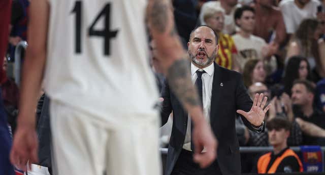 La apuesta de Chus Mateo ante el Barça que le salió de cara al Real Madrid: «Demuestra una fortaleza mental grande»