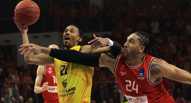 El Gran Canaria cede el primer partido de la final de la Eurocup ante un Johnathan Motley estelar