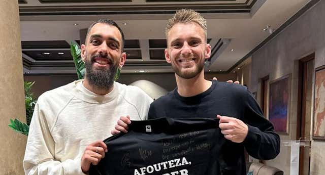 Borja Iglesias se gana el cariño de Casper Cillesen: “No tengo ningún problema con él”