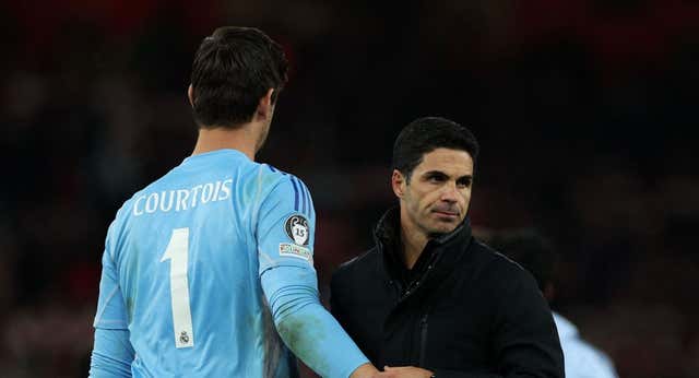 Mikel Arteta, el entrenador que interviene y lleva al Arsenal a la élite vapuleando al Real Madrid