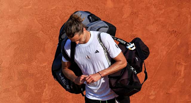El castañazo de Alexander Zverev en Montecarlo acerca a Carlos Alcaraz al número 2