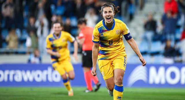 Tere Morató pone al fútbol andorrano en el mapa con una doble hazaña