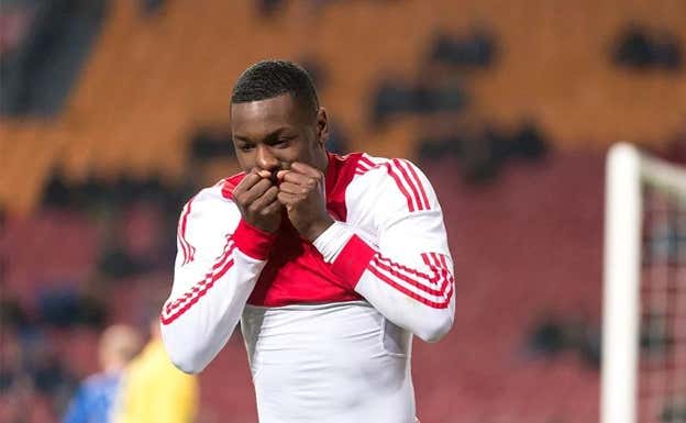 Sheraldo Becker, en su época en el Ajax.  Ajax