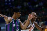 El Unicaja adelanta la Feria y se da un homenaje en su camino a la Final Four de la BCL