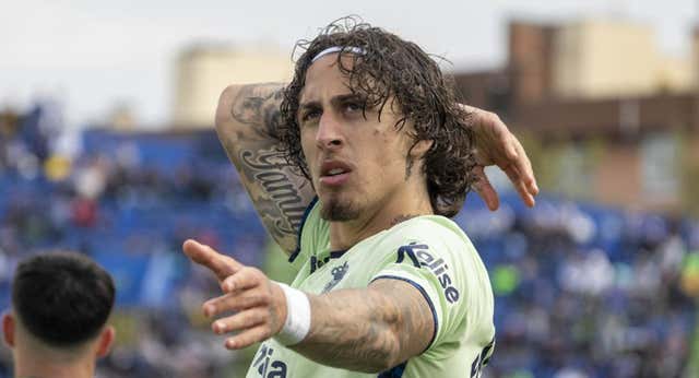 Las flechas de Fábio Silva marcan el camino de la salvación para Las Palmas