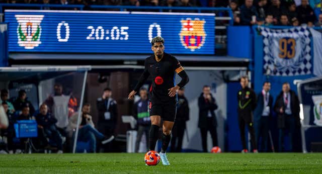 Una crítica de Ilkay Gündogan hace un año da sentido a que Eric García juegue más que Ronald Araujo en este Barça