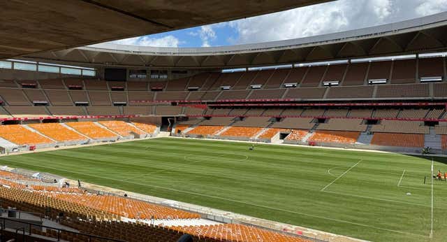 La Cartuja se engalana para la final de Copa: ya luce el nuevo césped a once días del Clásico