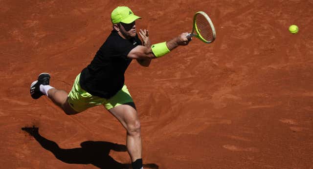Davidovich se supera a sí mismo para batir por primera vez a Rublev y alcanza los cuartos de final en Barcelona