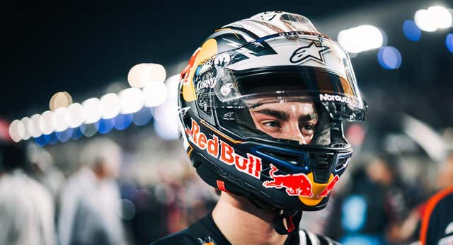 Pedro Acosta y su entorno mantienen la fe en KTM, pero avisan: “Tiene que tener la mejor moto”