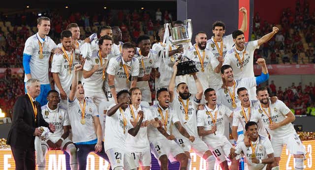 Aura de grandeza y «mucha serenidad» para calmar a los canteranos del Real Madrid que se colaron en finales de Copa: «Ves a Courtois, a Fede… Es imposible ponerse nervioso»