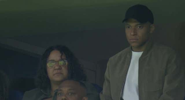 El juicio del Bernabéu señaló a Mbappé: pitado cuando salió en las pantallas y aplausos para el resto… incluido Ancelotti