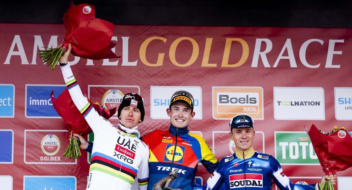 Skjelmose, Pogacar y Evenepoel en el podio de la Amstel Gold Race.