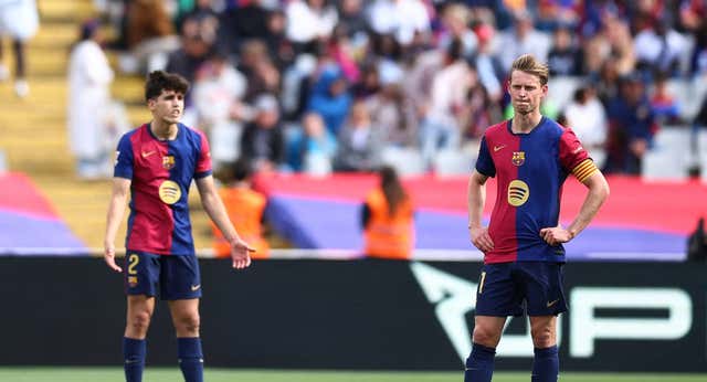 Las desconexiones de Frenkie de Jong que no se puede permitir un Barça que aspira al triplete: “Se puede perder el balón y hay que estar preparado”