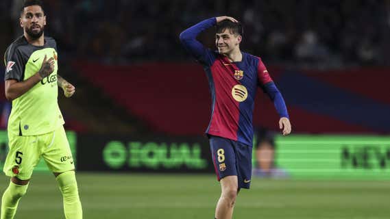 Pedri, durante el partido ante el Mallorca. /EP